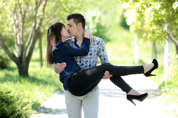 キス